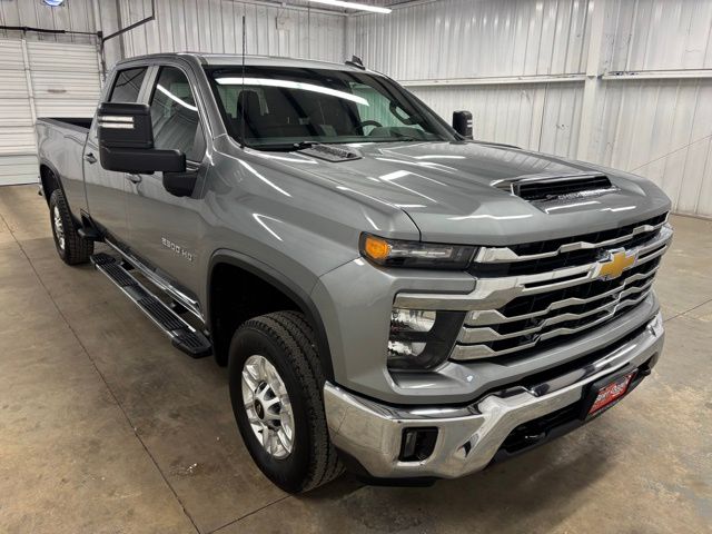 2025 Chevrolet Silverado 2500HD LT Crew Cab 4WD