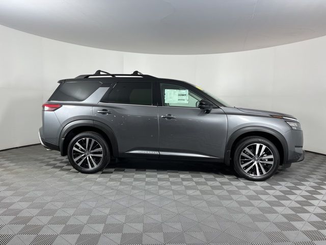 2025 Gun Metallic/Super Black Nissan Pathfinder Platinum FWD SUV