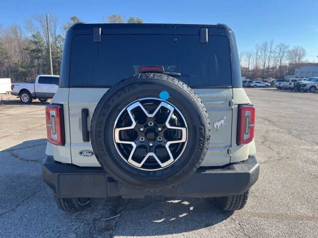 2026 Ford Bronco Outer Banks:168549