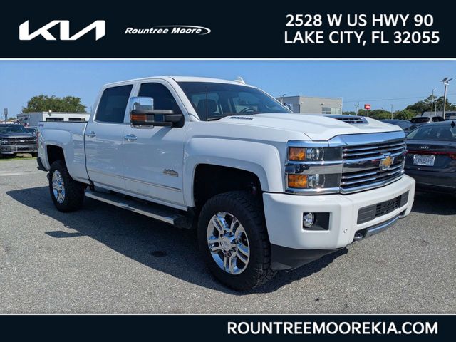 Summit White 2017 Chevrolet Silverado 2500HD Pickup Truck Four-Wheel Drive 6-Speed Automatic
