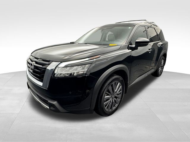 2023 Nissan Pathfinder SL 5