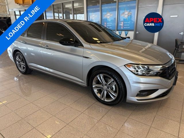 Silver Metallic 2021 Volkswagen Jetta Sedan Front-Wheel Drive 8-Speed Automatic