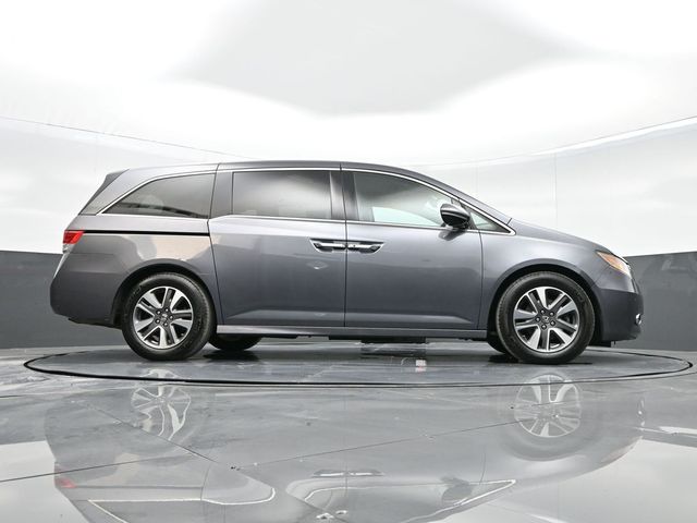 2016 Honda Odyssey Touring 35