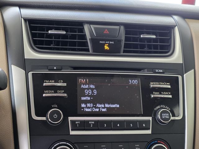 Used 2016 Nissan Altima Sedan