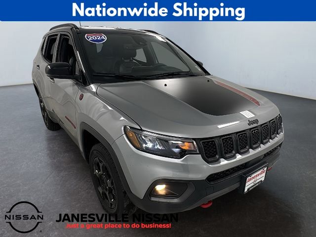 Silver Zynith Metallic Clearcoat 2024 Jeep Compass Trailhawk 4WD SUV / Crossover Four-Wheel Drive 8-Speed Automatic