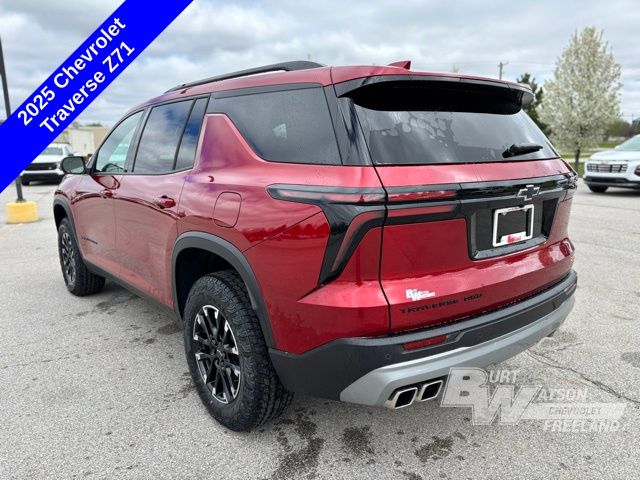 2025 Chevrolet Traverse Z71 photo