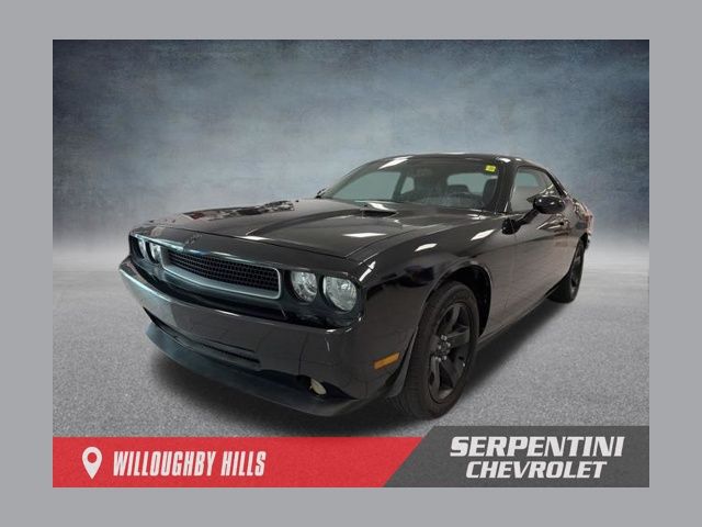 Brilliant Black Crystal Pearlcoat 2010 Dodge Challenger R/T RWD Coupe Rear-Wheel Drive 6-Speed Manual