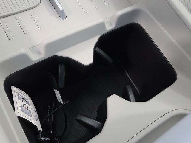 New 2026 White Hyundai SEL image 20