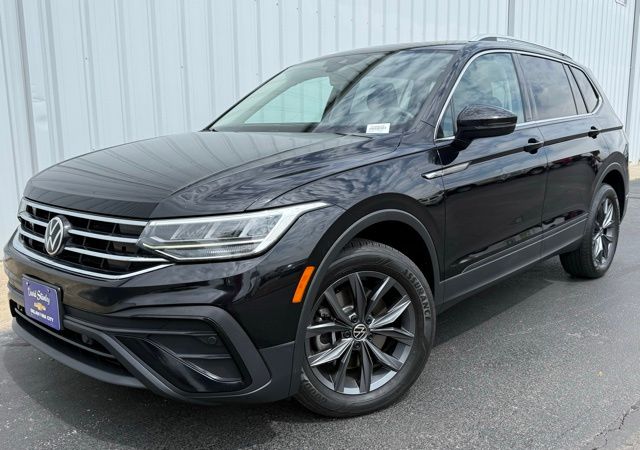used 2023 Volkswagen Tiguan car, priced at $22,612