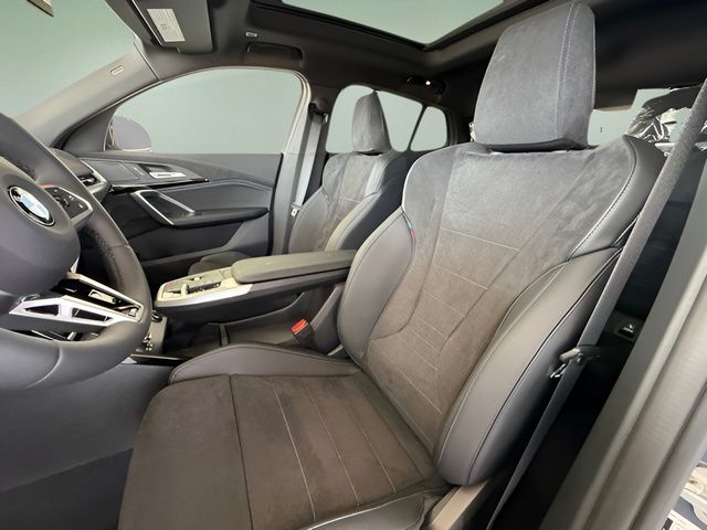 2026 BMW X2 28i - Photo 20