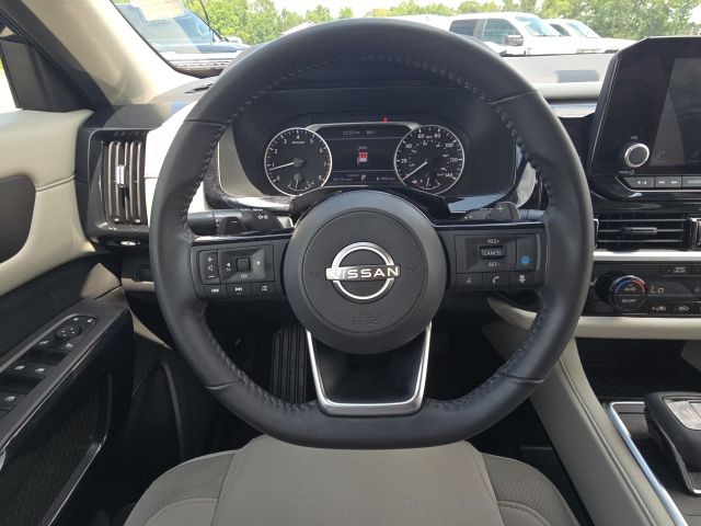 Photo of 2023 Nissan Pathfinder SV in Dallas, GA - 24,  2023 Nissan Pathfinder SV:B01812