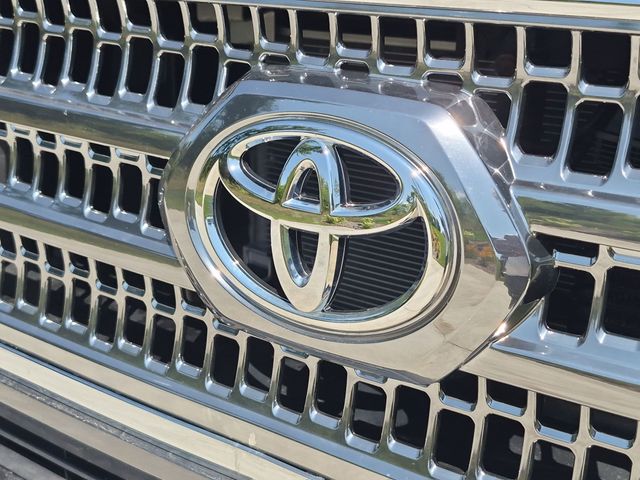 2016 Toyota Tacoma - Image 9