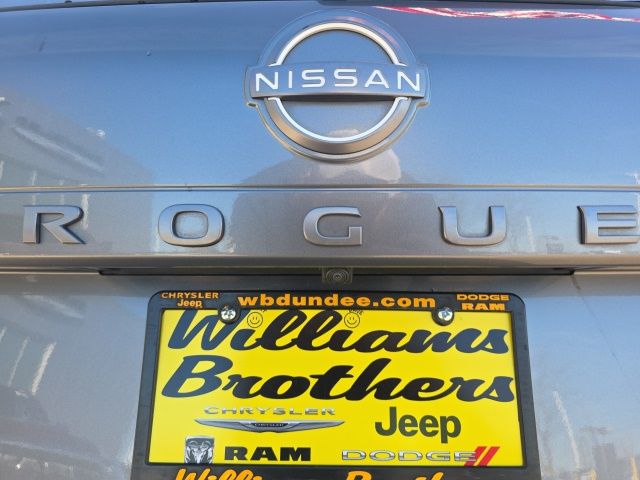 2024 Nissan Rogue SV - Gun Metallic exterior view 8