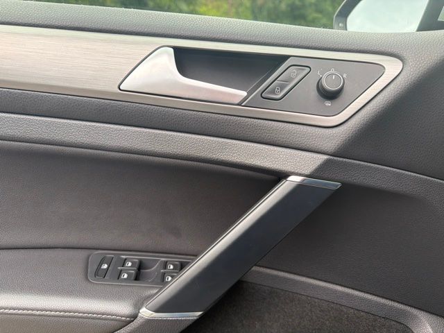 2015 Volkswagen Golf TSI S 4-Door Silver at Auto Express Mitsubishi