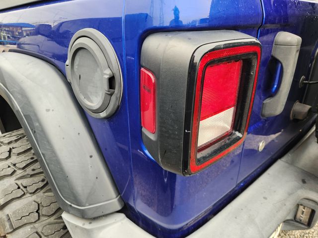 2018 Jeep Wrangler Unlimited Sport S Blue at Autostrade