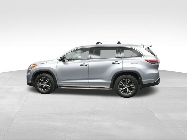 2016 Toyota Highlander XLE V6 7