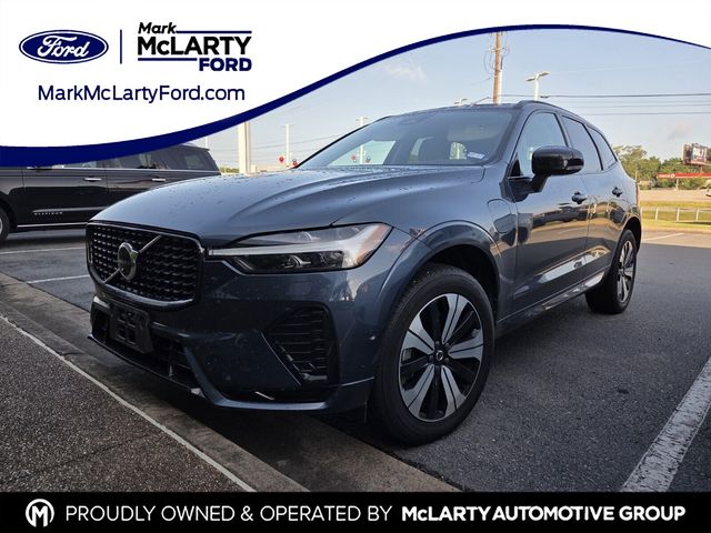 2024 Volvo XC60 Recharge T8 Plus Dark Theme eAWD