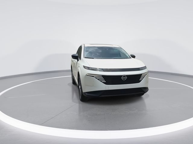 Used 2025 White Nissan SL image 3