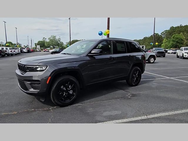 2025 Jeep Grand Cherokee Altitude X 4x2