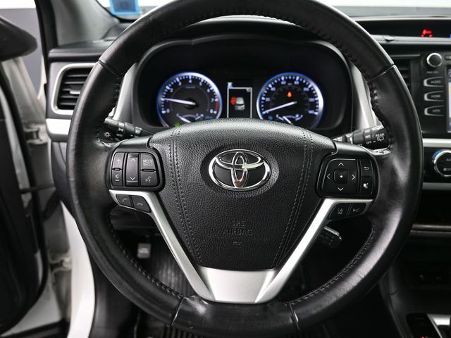 2019 Toyota Highlander XLE 21