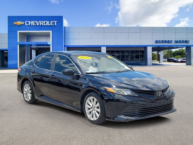 Midnight Black Metallic 2020 Toyota Camry Sedan Front-Wheel Drive 8-Speed Automatic