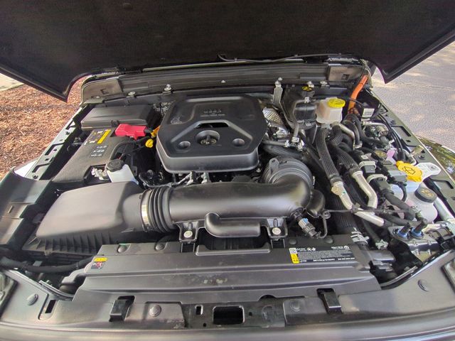 Used 2025 Black Jeep Sahara 4xe image 34