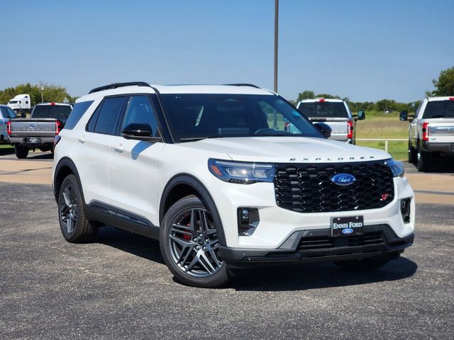 2025 Ford Explorer ST 2