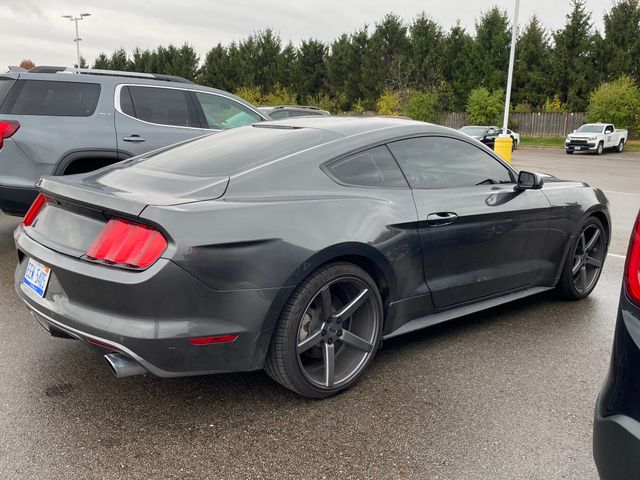 2015 Ford Mustang V6 5