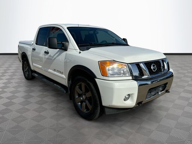 2015 Nissan Titan SV Crew Cab