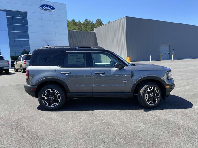 2024 Ford Bronco Sport Outer Banks 2