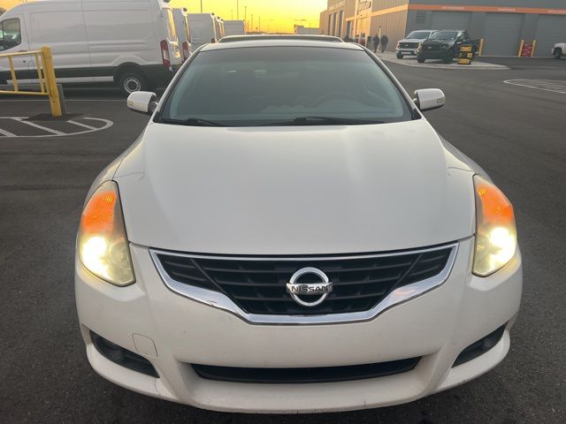 2011 Nissan Altima 3.5 SR 2