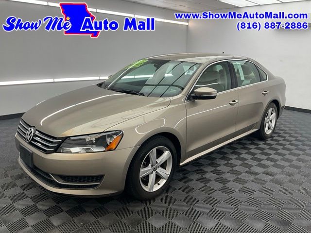  2015 Volkswagen Passat 1.8T SE FWD   