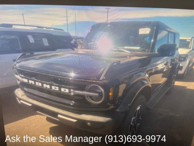 2025 Ford Bronco Outer Banks