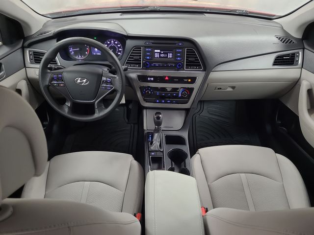 2017 – Hyundai – Sonata