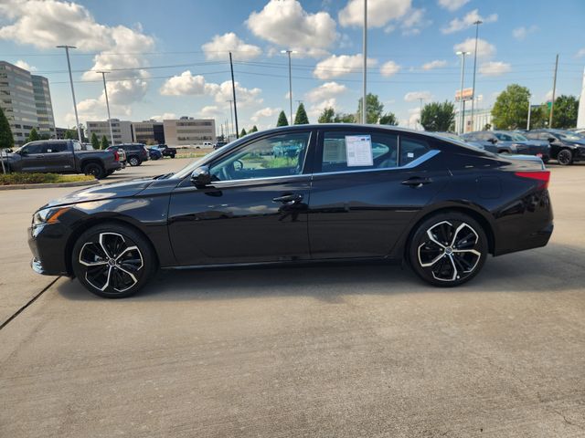 2026 Nissan Altima 2.5 SR Black at Cook Ford