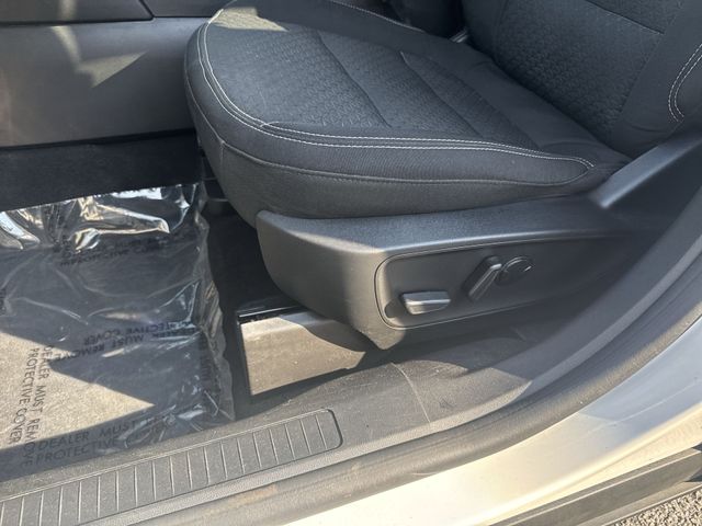 Used 2023 White Ford Active image 29