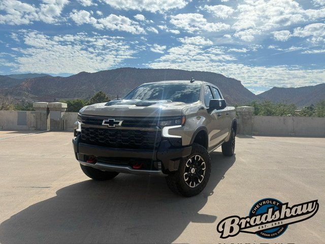 2023 Chevrolet Silverado 1500 ZR2 Crew Cab 4WD