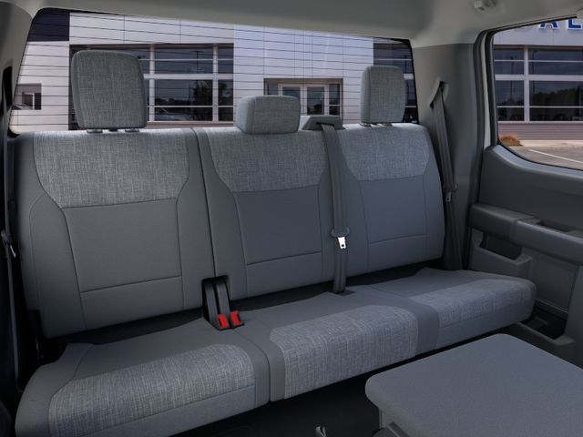New 2026 Oxford White Ford XLT image 11