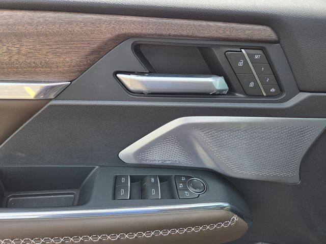 2026 GMC Acadia Denali Ultimate AWD