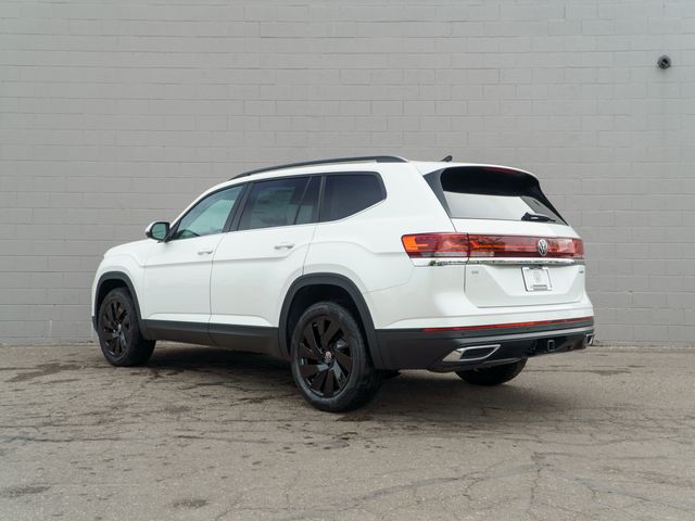 New 2026 White Volkswagen 2.0T SE w/Technology image 4