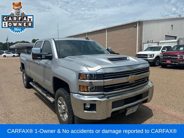 Silver Ice Metallic 2017 Chevrolet Silverado 2500HD Pickup Truck Four-Wheel Drive 6-Speed Automatic