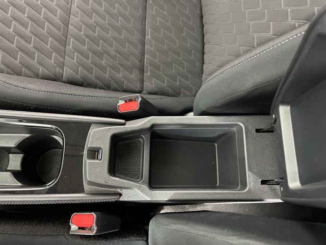 2023 Aspen White Tricoat Nissan Kicks SV FWD SUV