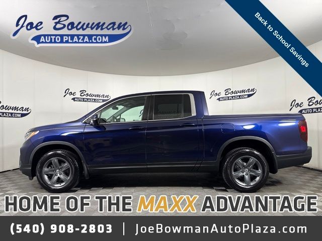 Black (Obsidian Blue Pearl) 2023 Honda Ridgeline Pickup Truck All-Wheel Drive 9-Speed Automatic