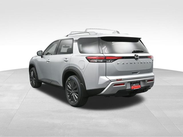 2025 Nissan Pathfinder SL 8