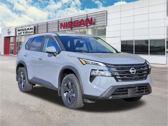 2026 Nissan Rogue SV's photo