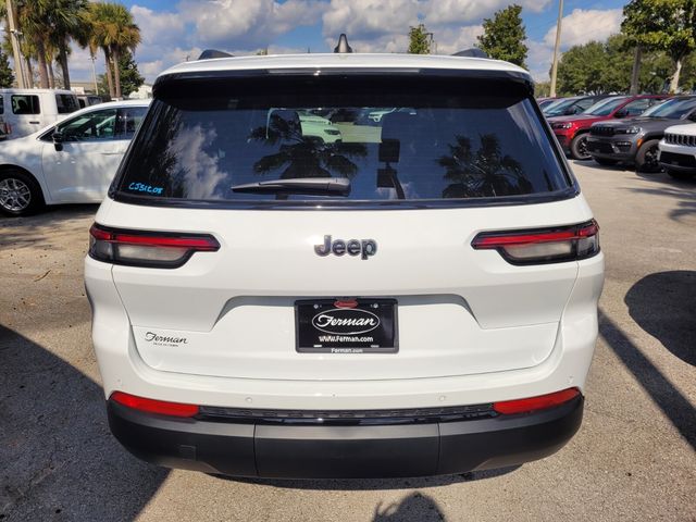 New 2025 White Jeep Altitude X image 11