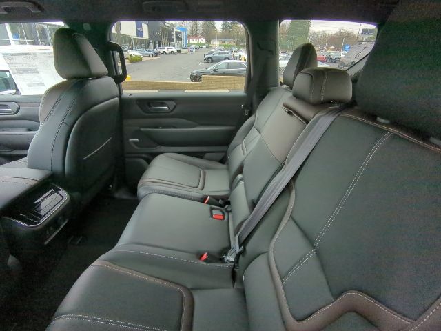2025 Nissan Armada SL - Photo 14