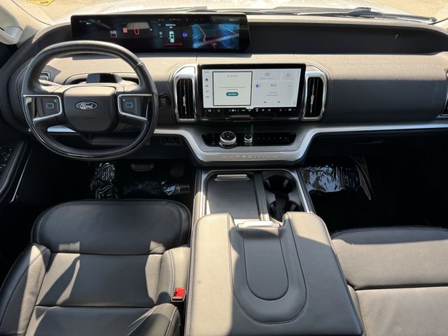 2025 Ford Expedition Platinum - 11