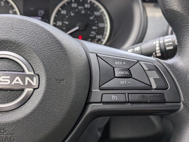 2024 Nissan Kicks S Xtronic CVT