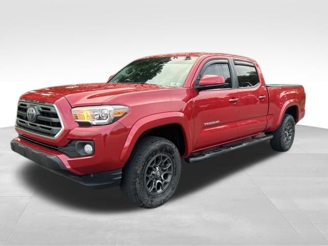Barcelona Red Metallic 2018 Toyota Tacoma Pickup Truck Four-Wheel Drive 6-Speed Automatic